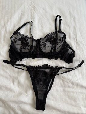Sheer Floral Lace Underwire Bra and Strappy Thong - Black